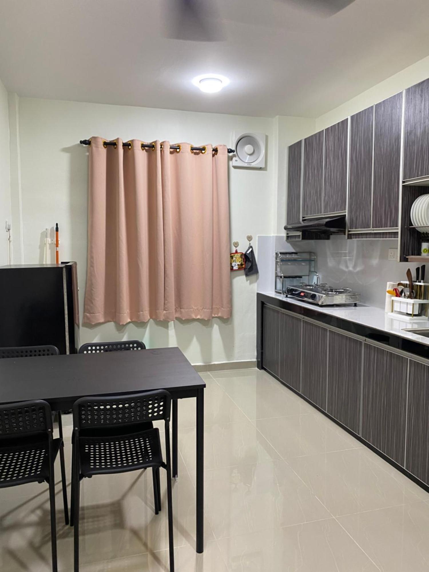 Igo Homestay Subang Airport شاه علام المظهر الخارجي الصورة